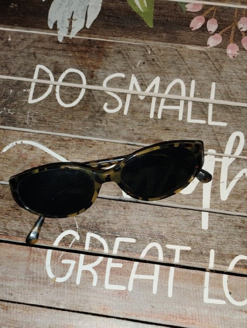 Express Women's Oval Tortoise Sunglasses with Black Lenses